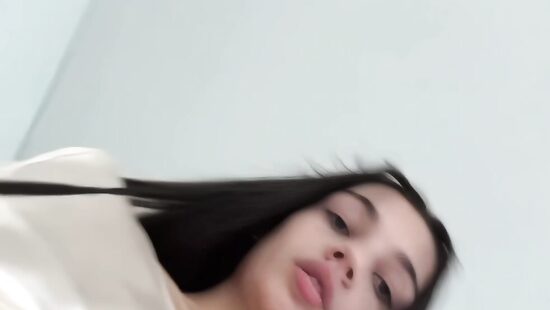 Little_Anni                